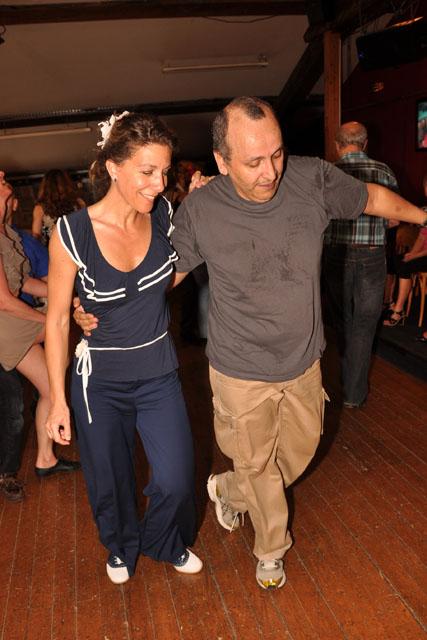 min 2011 04 24 station danse 217